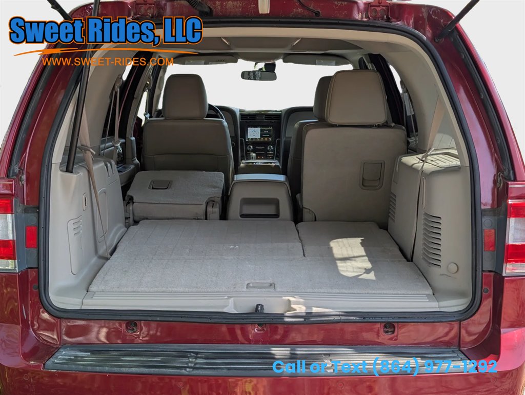 2016 Lincoln Navigator Select - Photo 19