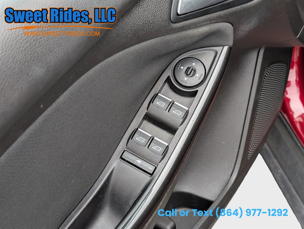 2016 Ford Focus Titanium - Photo 17